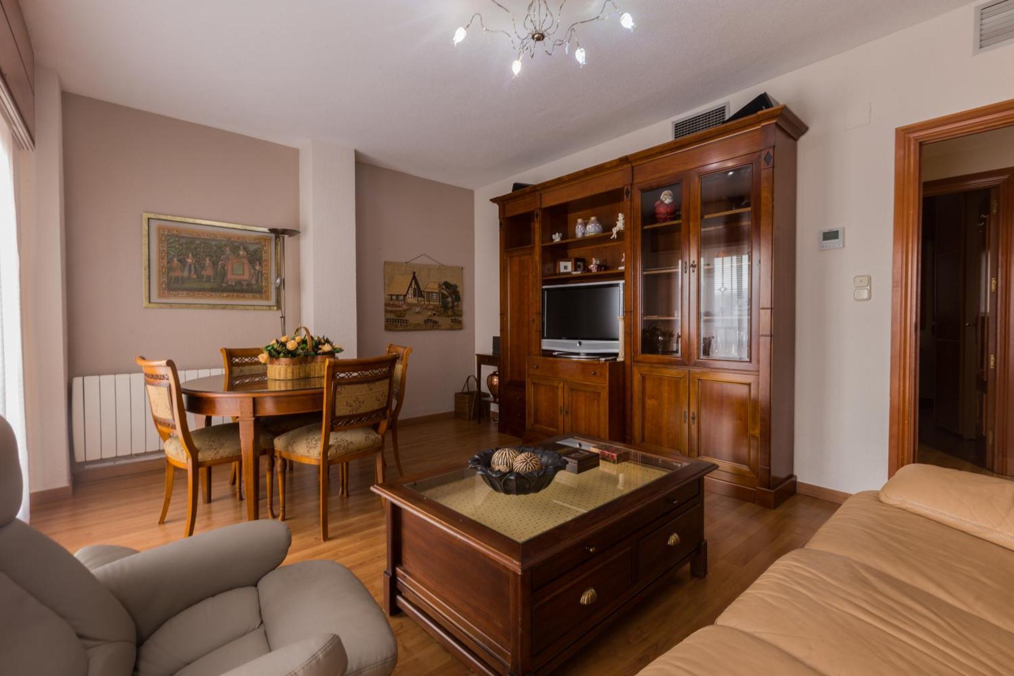 גרנדה Gracia Suites - Centro Y Confort Con Parking Gratis מראה חיצוני תמונה