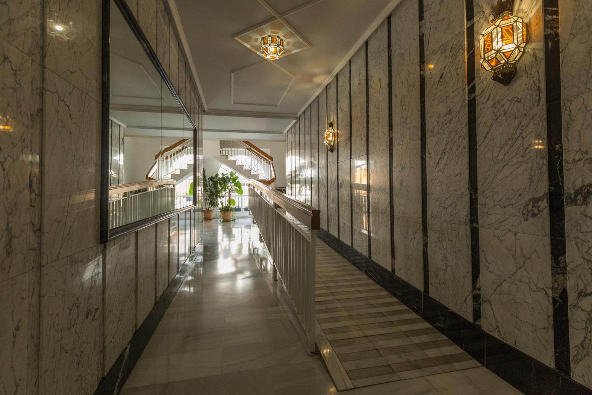 גרנדה Gracia Suites - Centro Y Confort Con Parking Gratis מראה חיצוני תמונה